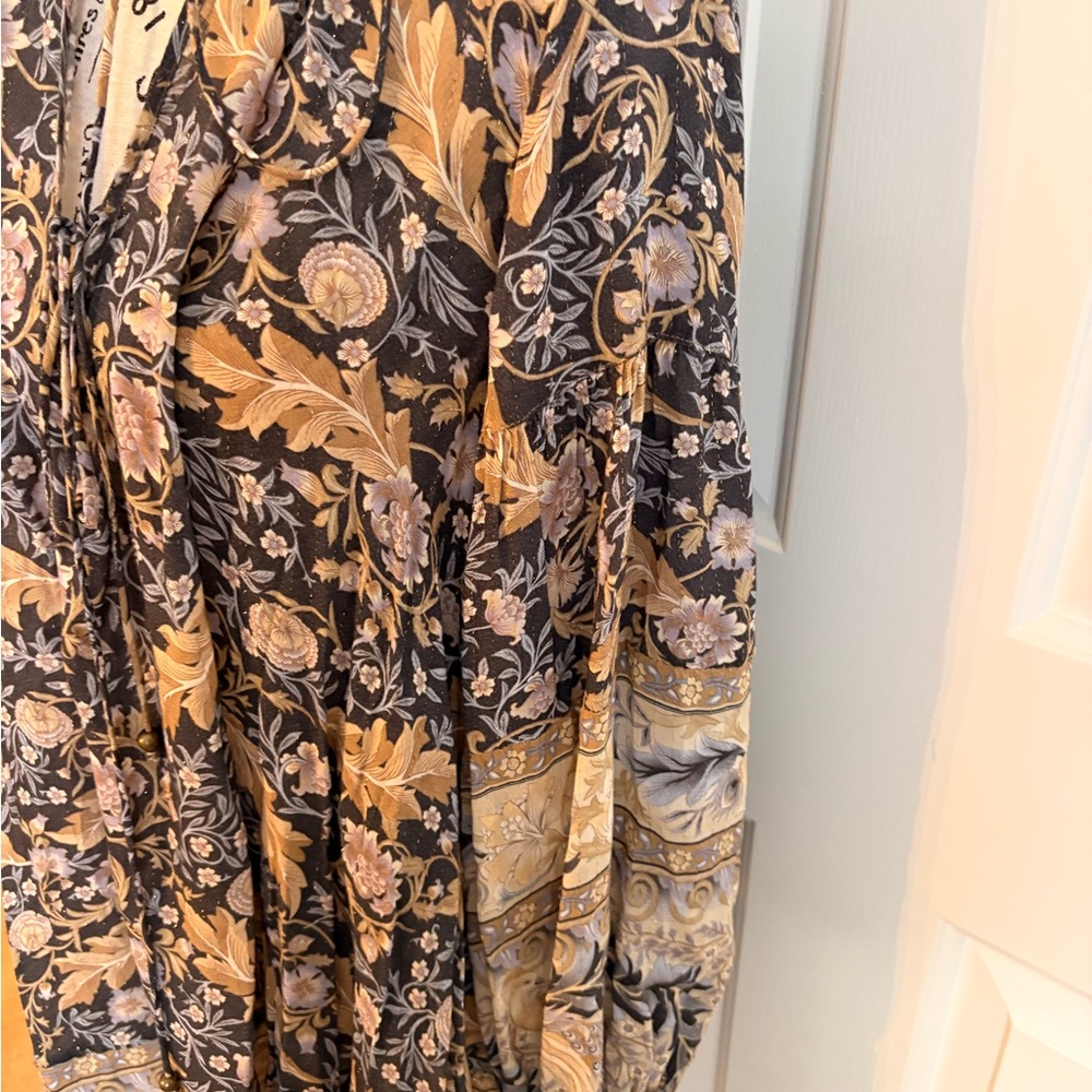 Spell Floral Tunic Large EC FINAL PRICE - Picture 5 of 9